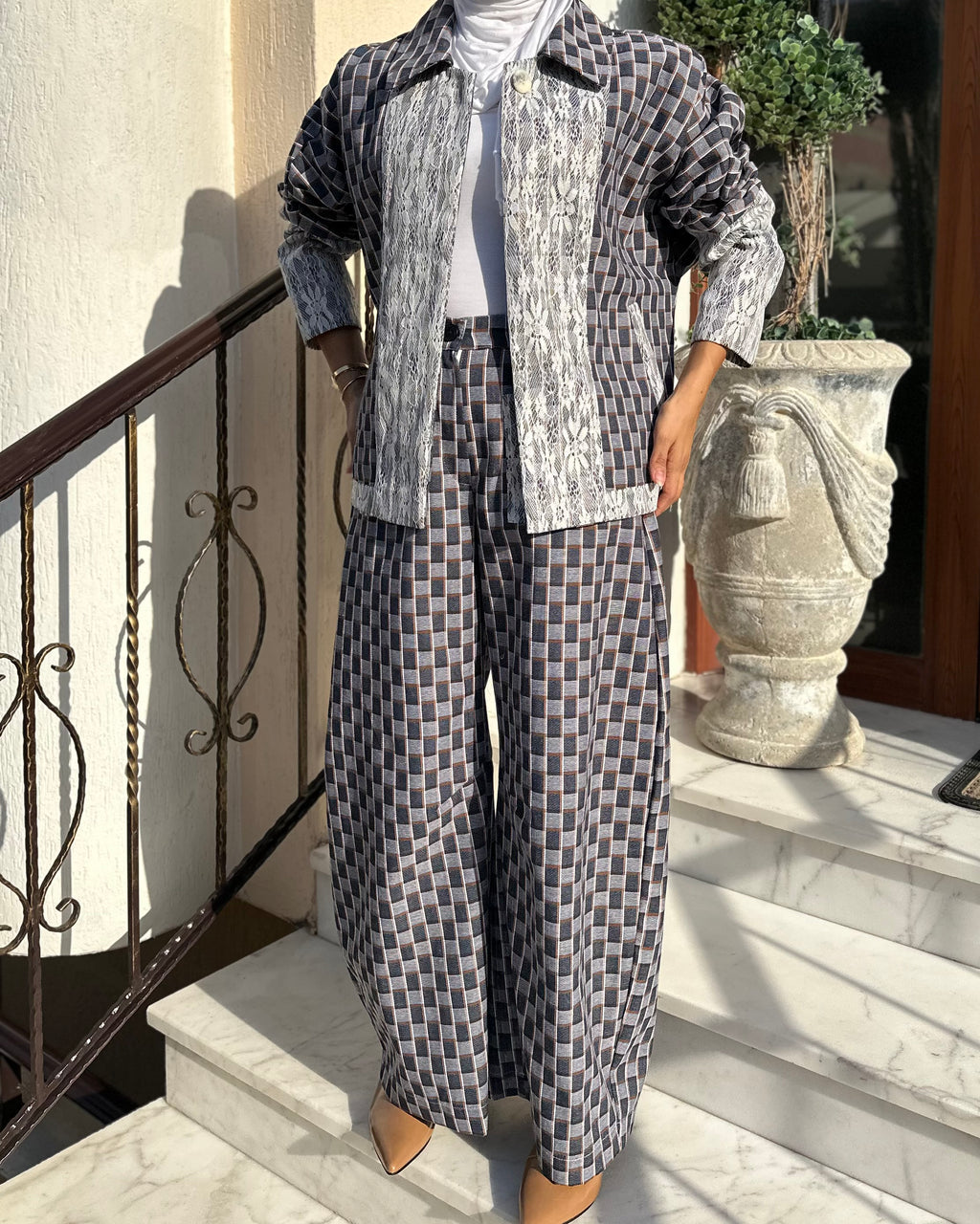 Checkered - Lace