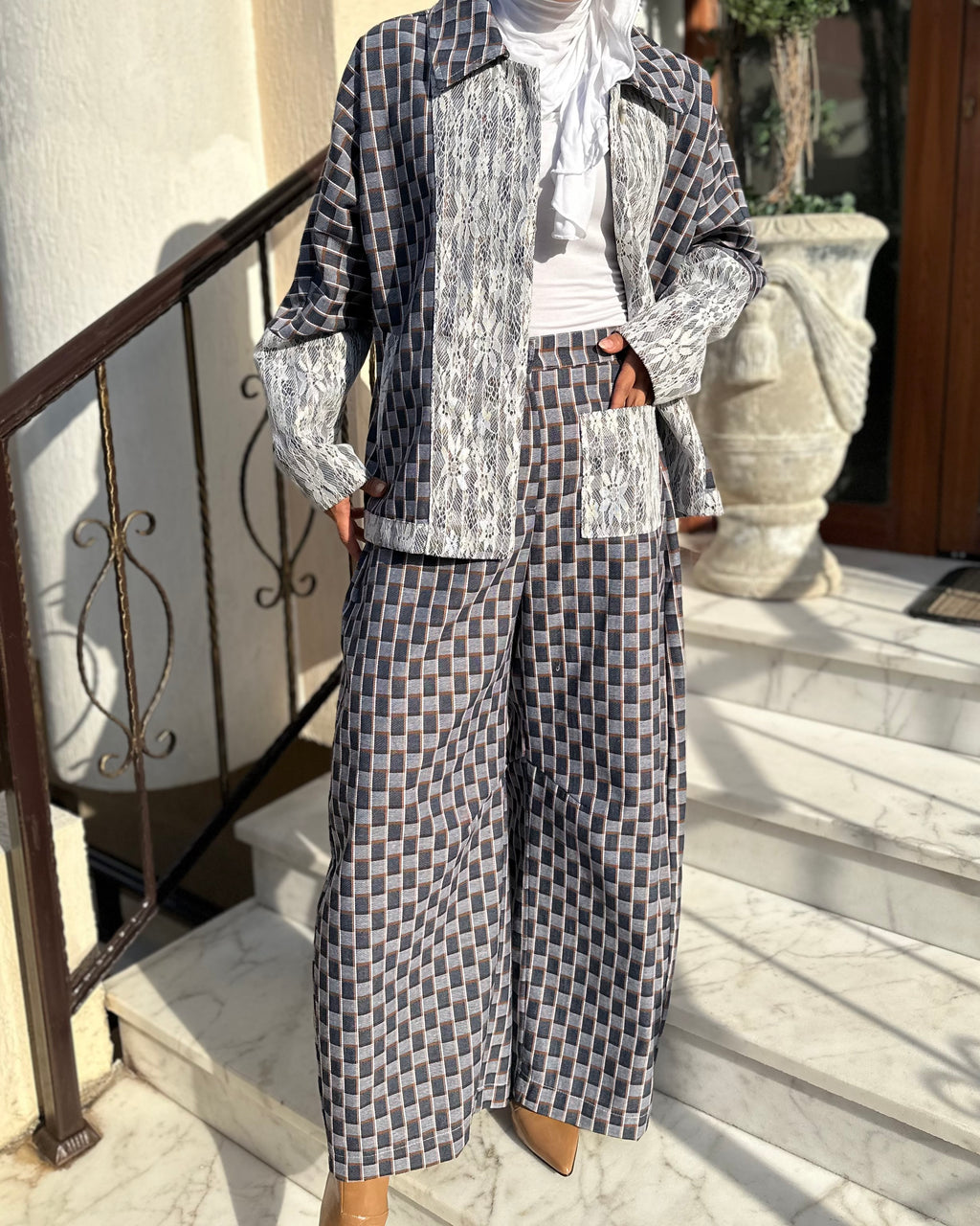 Checkered - Lace